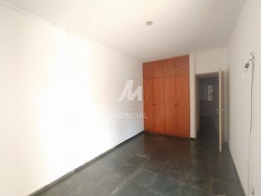 13 - Dormitorio