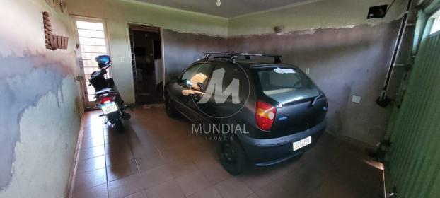 2 - Garagem/estacionamento
