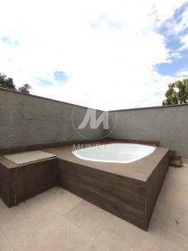 23 - Piscina
