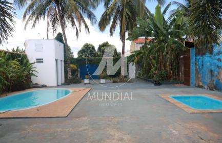 17 - Piscina