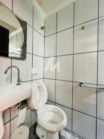 6 - Banheiro/lavabo