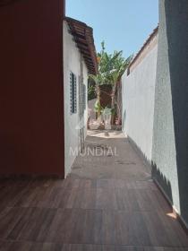 14 - Quintal/corredores
