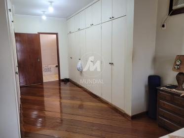 38 - Dormitorio