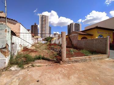 1 - Terreno/Lote