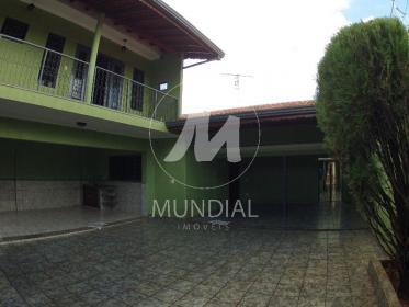 4 - Garagem/estacionamento