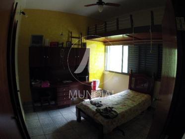 15 - Dormitorio