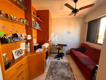 4 - Dormitorio