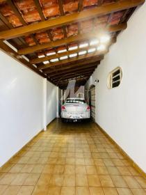 2 - Garagem/estacionamento