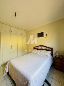 12 - Dormitorio
