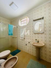 17 - Banheiro/lavabo