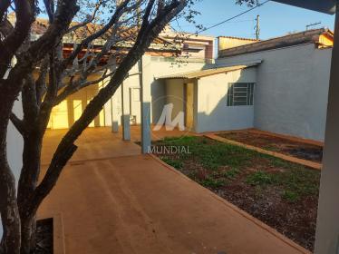 18 - Quintal/corredores