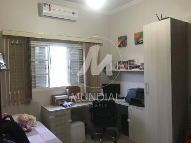 11 - Dormitorio