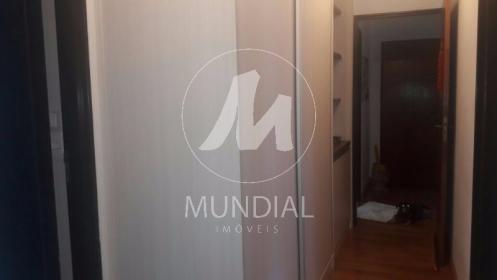 21 - Dormitorio