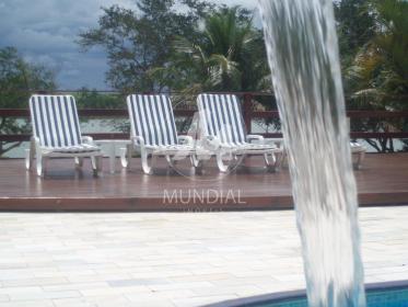 38 - Piscina
