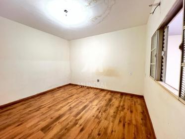 14 - Dormitorio
