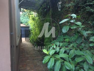 11 - Quintal/corredores