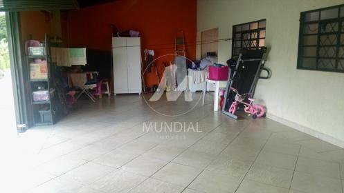 3 - Garagem/estacionamento