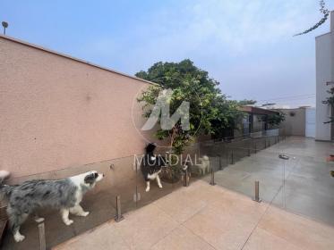 26 - Quintal/corredores
