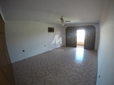 20 - Dormitorio