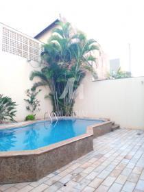 5 - Piscina