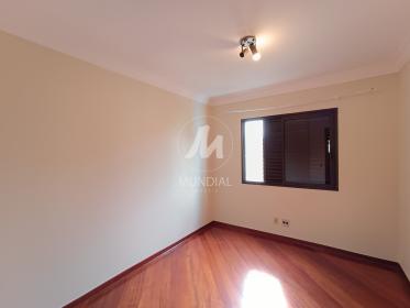 20 - Dormitorio
