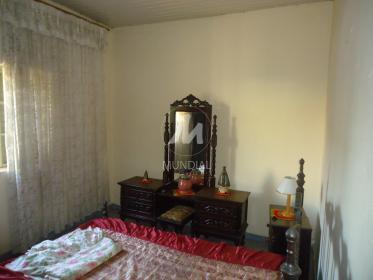 6 - Dormitorio
