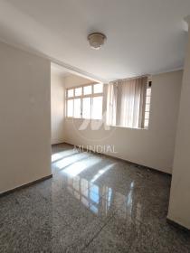 14 - Dormitorio