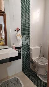 12 - Banheiro/lavabo