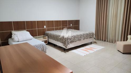 16 - Suite