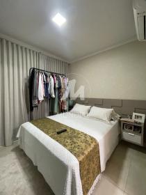 15 - Suite