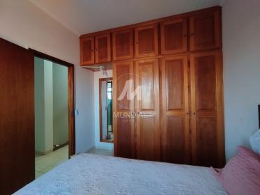 21 - Dormitorio