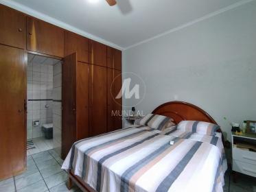 12 - Dormitorio