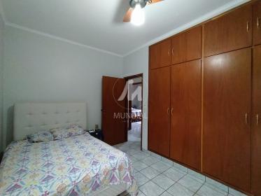 14 - Dormitorio