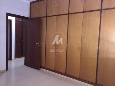 12 - Dormitorio