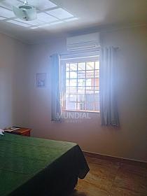28 - Dormitorio