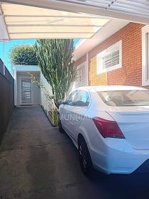 32 - Garagem/estacionamento