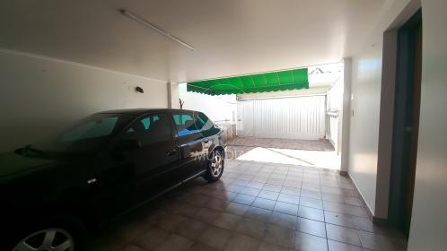 6 - Garagem/estacionamento