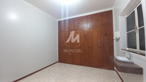 12 - Dormitorio
