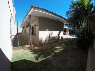 18 - Quintal/corredores