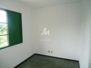 12 - Dormitorio