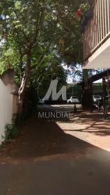 21 - Garagem/estacionamento