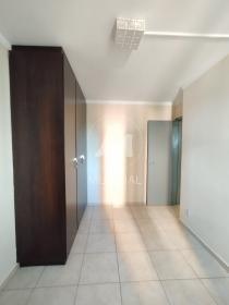 6 - Dormitorio