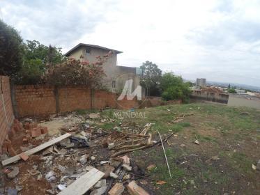 1 - Terreno/Lote