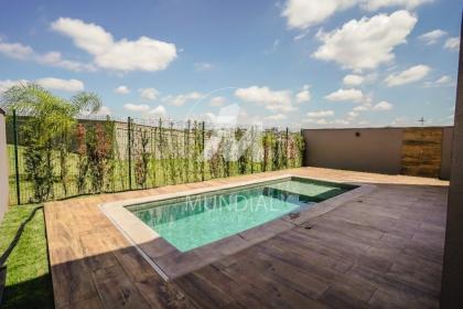 11 - Piscina