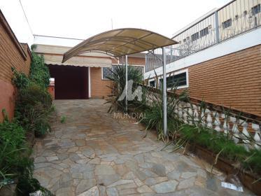 2 - Garagem/estacionamento