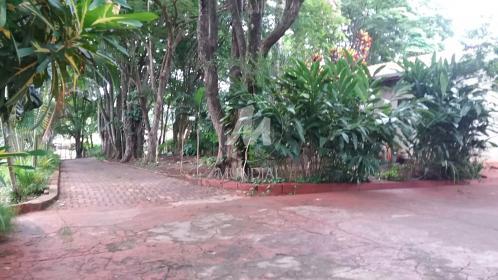 21 - Quintal/corredores