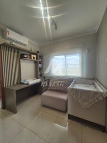 19 - Suite