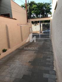 15 - Garagem/estacionamento