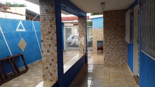 16 - Quintal/corredores