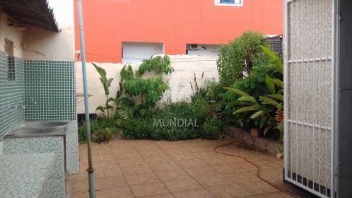 13 - Quintal/corredores